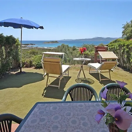 Apartmanhotel Baia Salinedda 3*