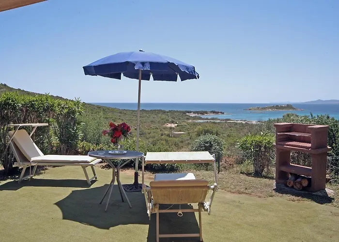 Baia Salinedda Aparthotel 3*