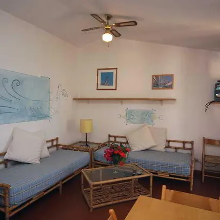 Baia Salinedda Aparthotel 3*