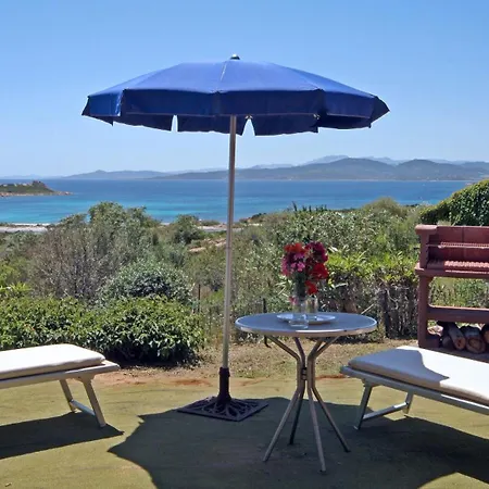 Aparthotel Baia Salinedda 3*