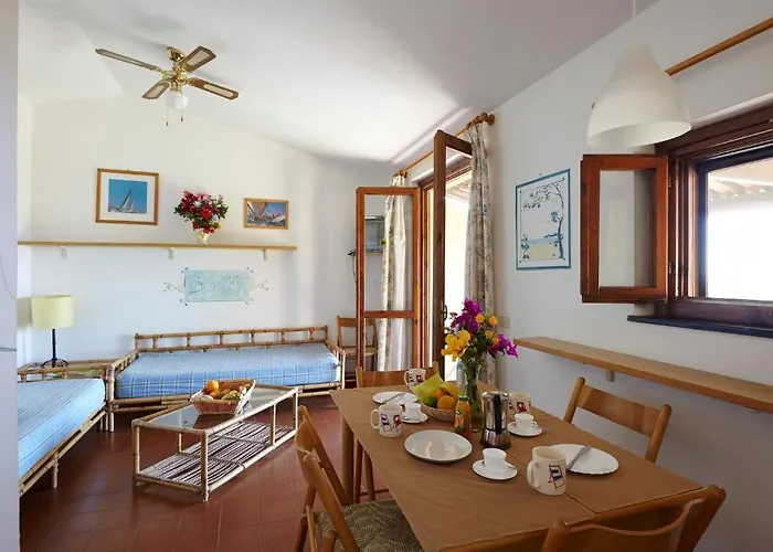 Baia Salinedda Aparthotel