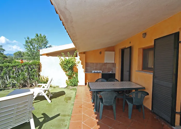 Aparthotel Baia Salinedda