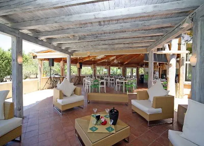 Baia Salinedda Aparthotel 3*